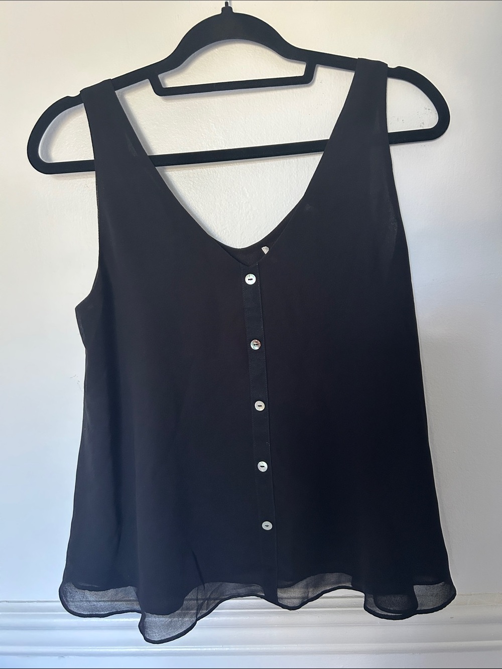 Black V-Neck Sleeveless Chiffon Tank Top - Women